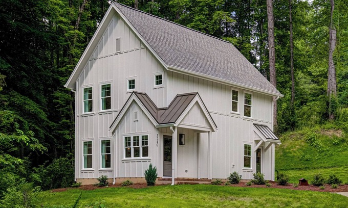 Winston - Salem Casa | Linda Cottage- Premium Retreat close to Wake Forest Campus w/ Lvl 2 EV Charger