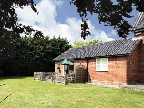 Halesworth Casa | Linda's Lodge