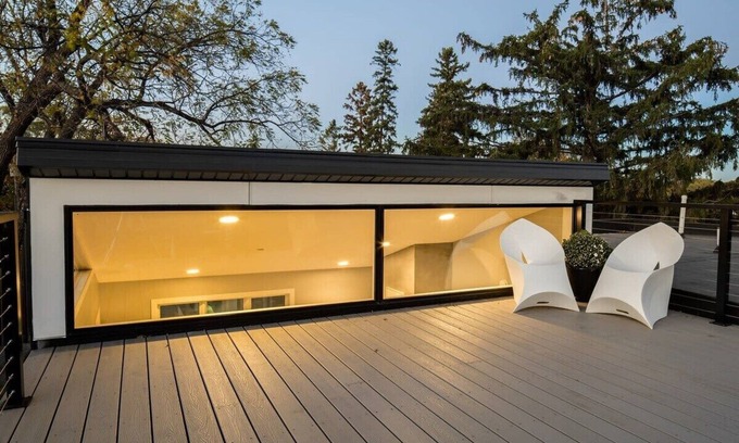 Linden Hills Casa | Linden Hills Designer Retreat | Rooftop Deck