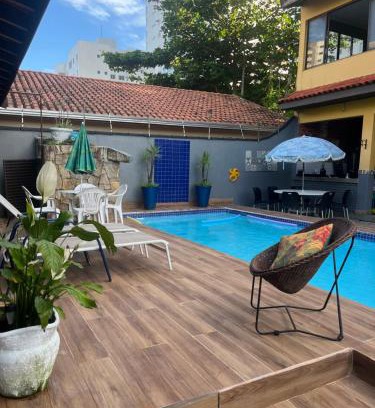 Mongagua Casa | Lindo Sobrado Amarelo -próximo a praia