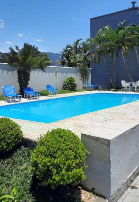 Morada da Praia Casa | Lindo Sobrado com Piscina em Condomínio Fechado