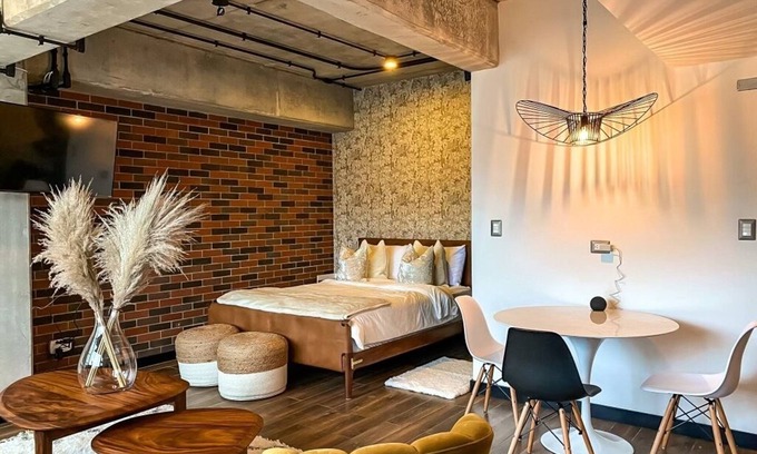 Zona 14 Apartamento | Lindo studio en la cuidad con balcón privado