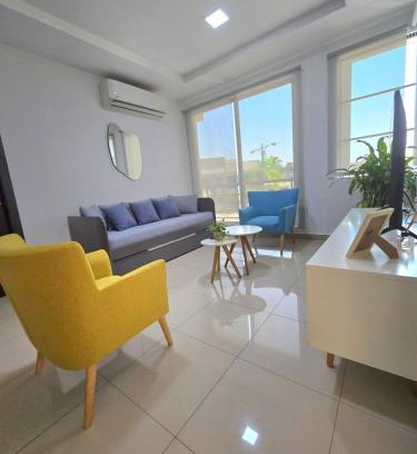 Samborondón Apartamento | Lindo y Moderno Departamento, Parqueo