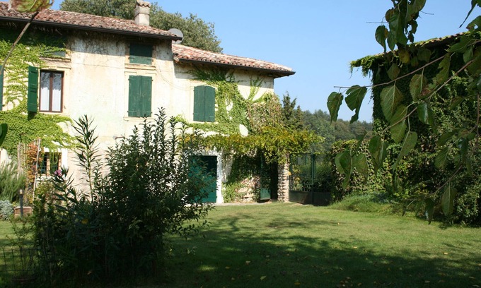 Valeggio sul Mincio Casa | Lindoro - apt. de buen gusto, jardín, tranquilo, cerca de Peschiera del Garda