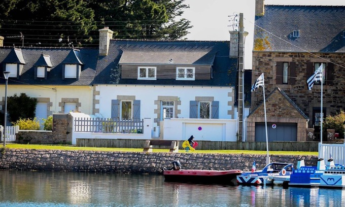 Perros-Guirec Chalet De Esquí | linkin · Port of Perros Guirec lots of charm