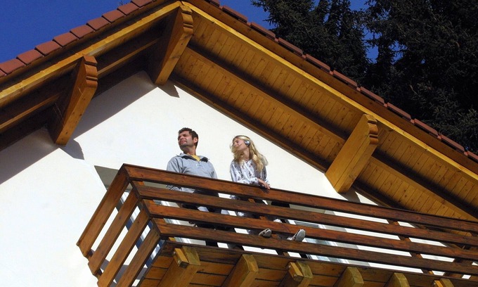 Linthal Chalet De Esquí | Linthal, chalet individual con veranda ubicado en las montañas a 1050 metros sobre el nivel del mar