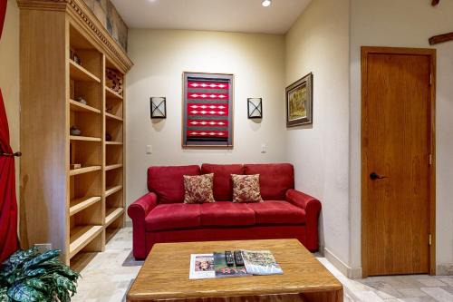 Vail Apartamento | Lion Square Lodge South 273
