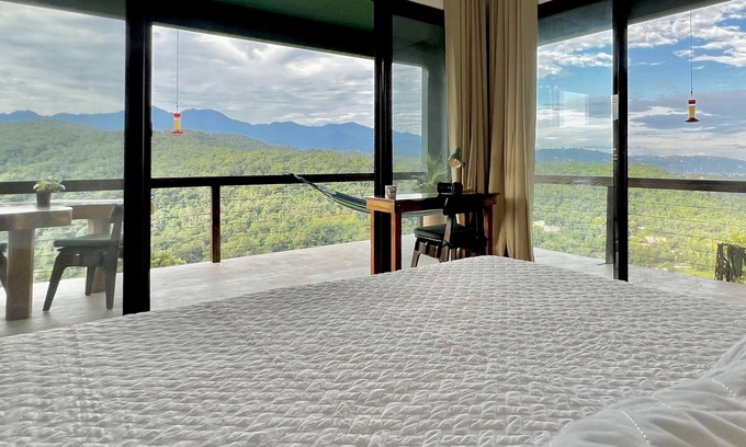 Drapers Cabaña | Lionfish Cottage , Peaceful Retreat with Pool, Ocean & Mountain Views