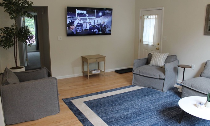 State College Casa | Lion’s Landing - PSU getaway! Everything needed for a fun, hassle-free stay!