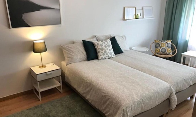 Alvalade Apartamento | Lisboa Apart. Central e Espaçoso - Parque e Metro