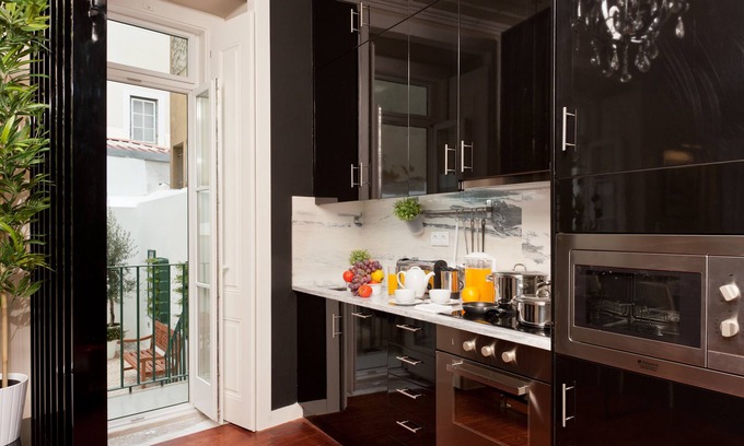 Encarnacao Apartamento | Lisbon Colours Bairro Alto Apartments