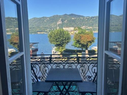Orta San Giulio Apartamento | LISOLA Appartamento con vista lago
