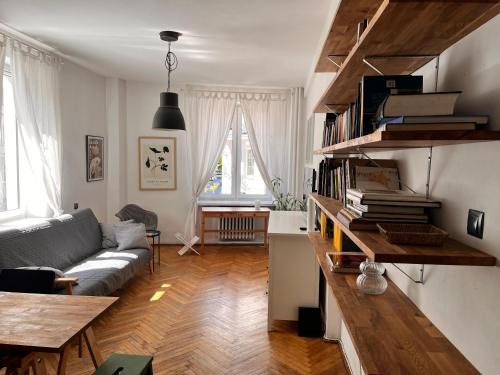 Powisle Apartamento | Literackie atelier na Dobrej