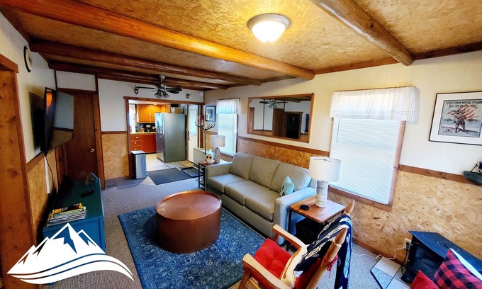 Seeley Lake Casa | Little Blue Cabin on the Clearwater River!