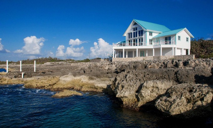 Blossom Village Casa | Little Cayman Villa privada de 3 dormitorios frente al mar