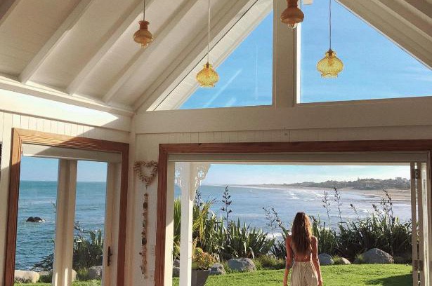 New Plymouth Casa | Little Church Bay