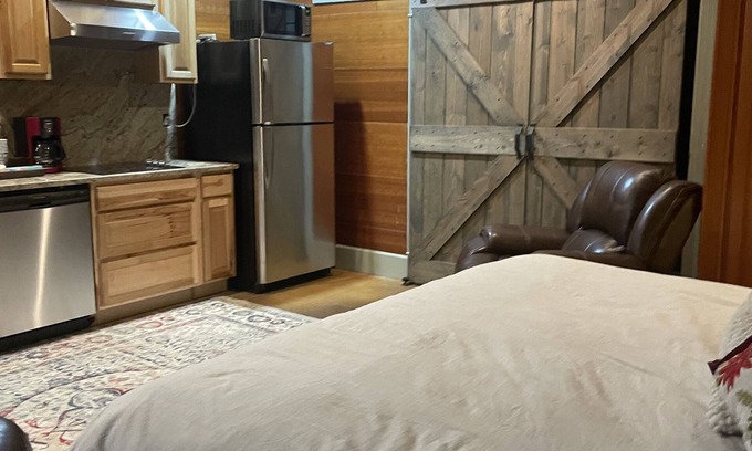 Breaux Bridge Casa | Little Crawfish Studio