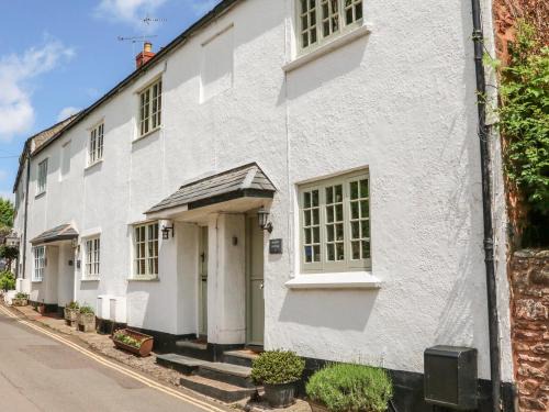 Dunster Casa | Little Dragons