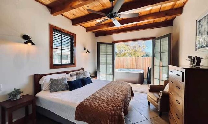 Waco Casa | Pequeña cabaña holandesa # 1 - 12 minutos a Magnolia-Baylor