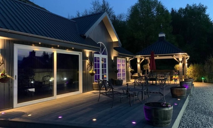 West Laroch Cabaña | Little Fox Lodge Hideaway - sleeps 2 guests in 1 bedroom