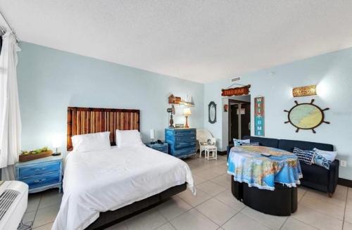 Ruskin Apartamento | Little Harbor Resort #301 Tampa Bay FL Beach, Nautical Paradise