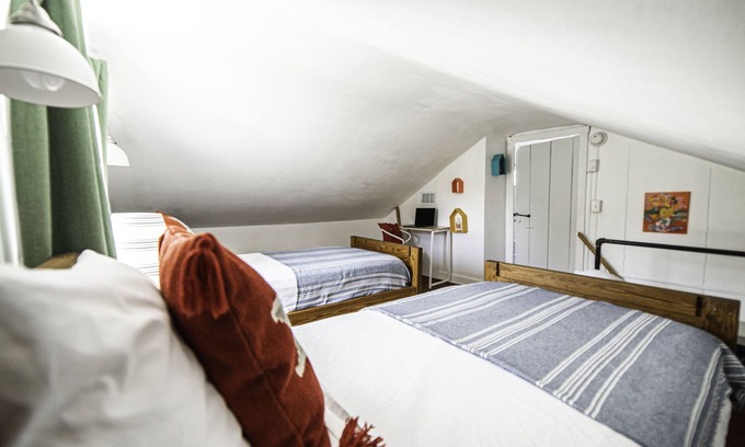 Staunton Casa | Little House in Historic Downtown Staunton - short walk to shops, dining, & more