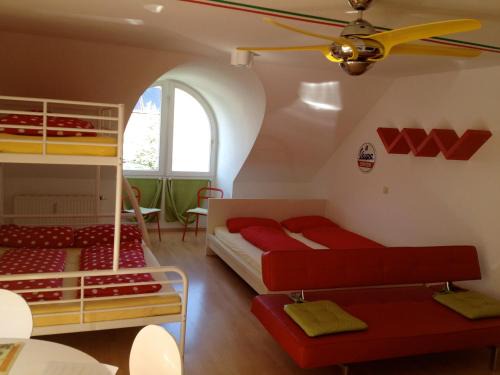 Rust Apartamento | LITTLE ITALY Studio - EP Ticket Garantie