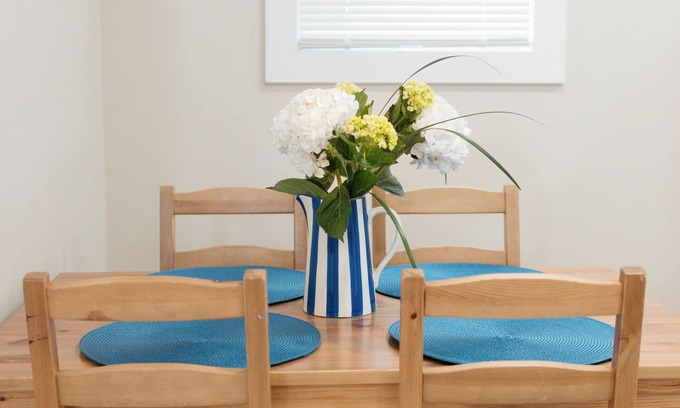 Carpentersville Apartamento | Little Lady On Lincoln- FULLY stocked Coffee Bar