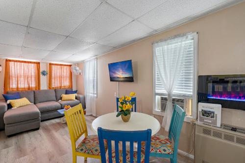 United Central Casa | Little Pineapple Cottage