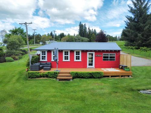 Danseys Pass Casa | Little Red School House