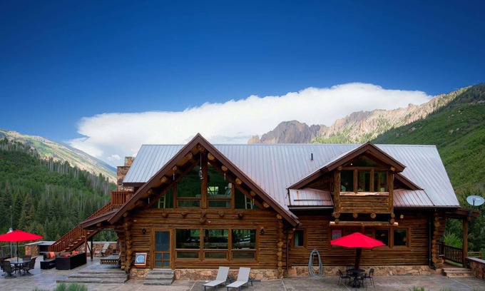 Somerset Casa | Little Robinson Lodge – Rustic Charm & Wilderness