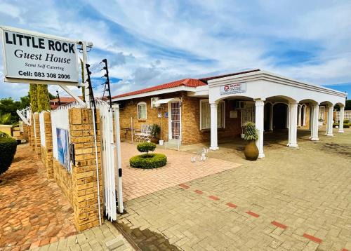 Kimberley Casa | Little Rock Guesthouse