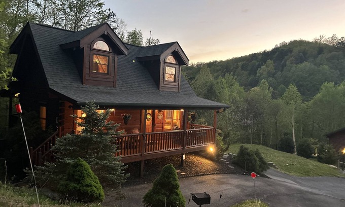 Gatlinburg - Pigeon Forge Cabina | Little Smokey Place Cabin