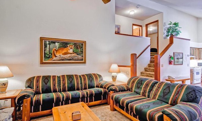 Yosemite West Casa | Little Sport