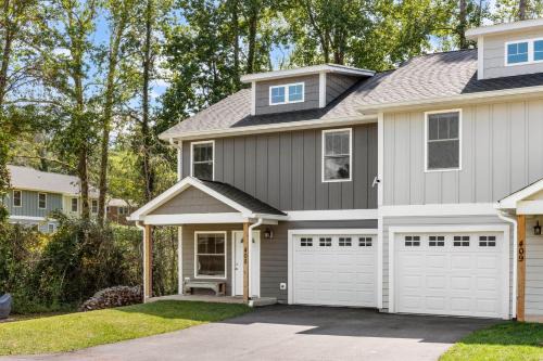 Asheville Casa | Little Sycamore by AvantStay Premier Location