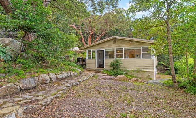 Killcare Casa | 'Little Tara' by Accom Holidays