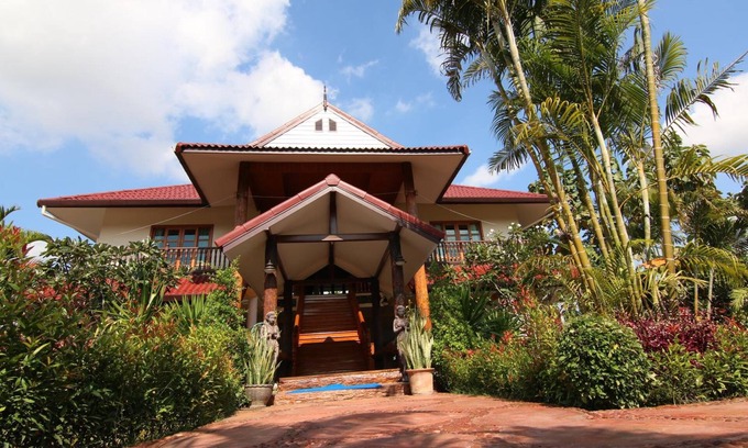 San Sai Casa | Little Teak Home Stay