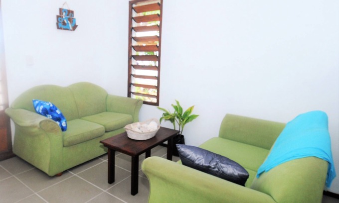 Epule Casa | Bungalow Pequeño Oasis Tropical