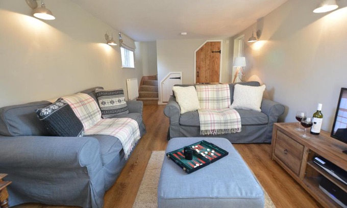 Melton Casa | Little Turnpike Cottage, Melton