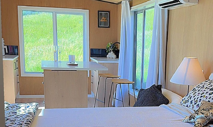 Helensville Cabina | Little West Cabin