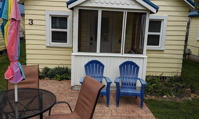 Port Austin Cabaña | Little Yellow Cottages #3