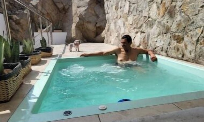 Santiago de Surco Apartamento | LittleOasis in rare sunny area in Lima, pool, bbq, rock mountain, view, quiet