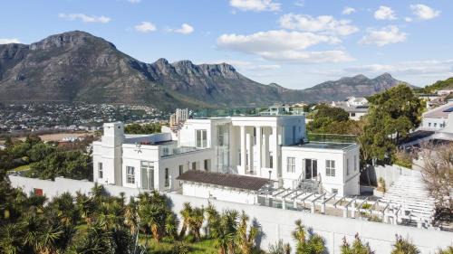 Hout Bay Villa | Livadia Palace Hout Bay