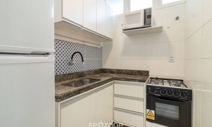 Barra Apartamento | Live Barra: Apt 400m From the Beach Pai0303