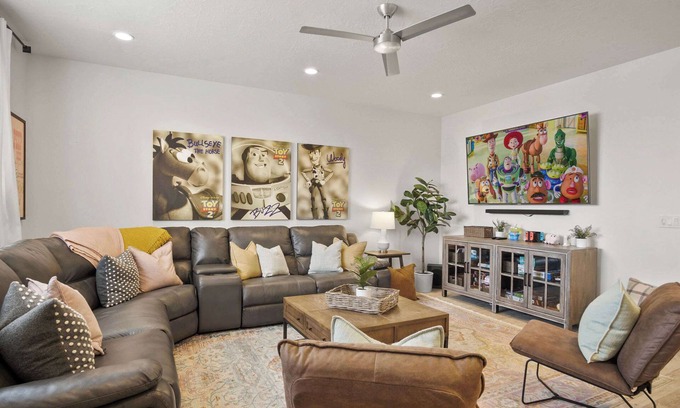 Washington Fields Condominio | Live in Fantasy at Disney in the Desert!