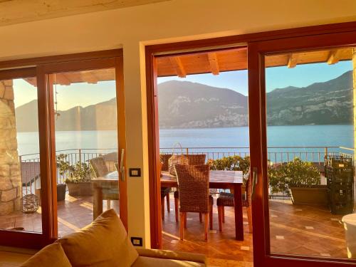 Magugnago Apartamento | Live la Dolce Vita! Your Lake Garda deluxe getaway