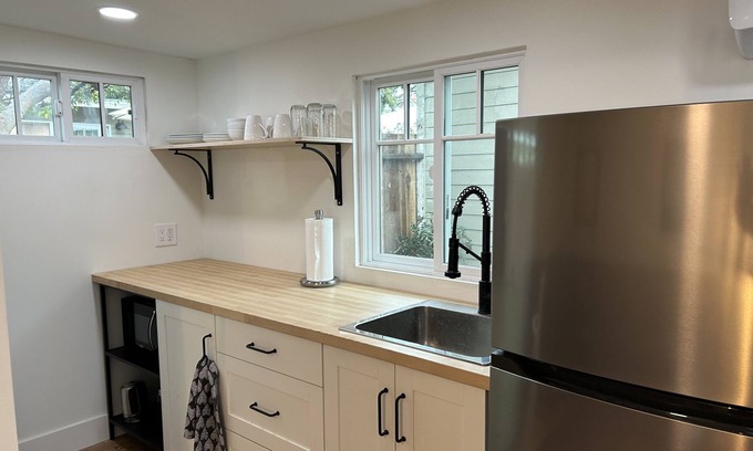 Mar Vista Casa | Live Like A Venice Local In Your Own Detached Guest House