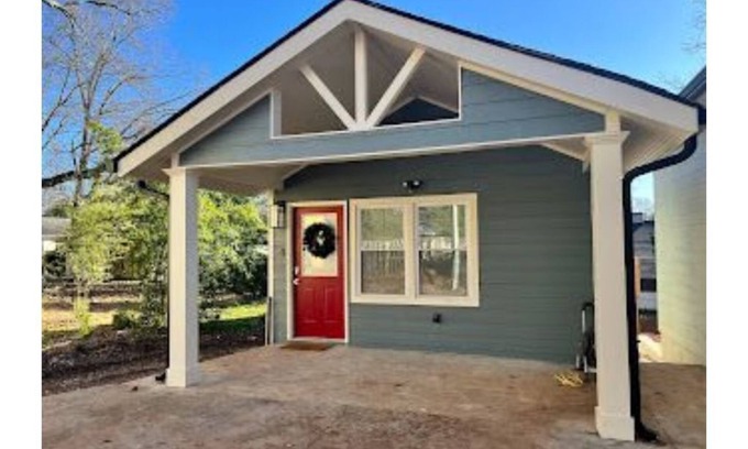 College Park Casa | Live on Rugby Avenue in beautiful Historic College Park!