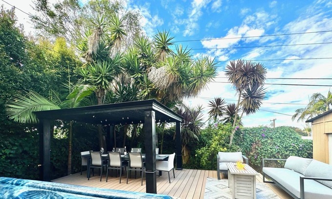 Loma Portal Casa | Live San Diego in Style 5BR - 4BR + Loft BR