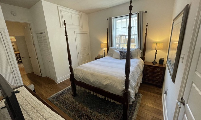 Bywater Casa | Live Stylishly in NOLA: 2BR Apt in Bywater, Steps from Crescent Park!